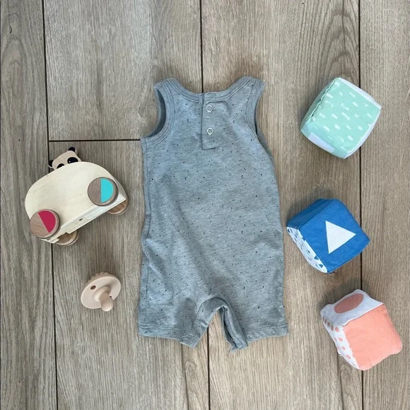Nike speckled grey romper newborn - Picture 2 of 2